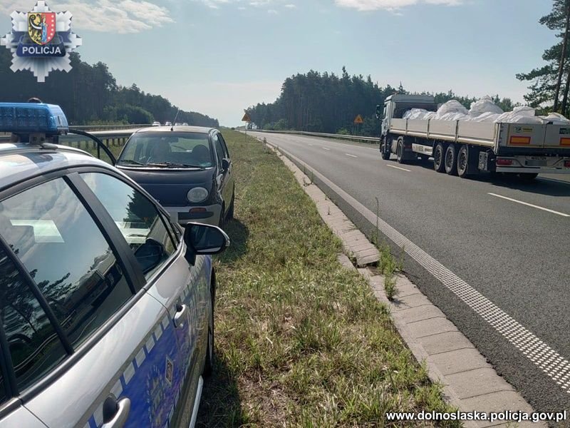 91-letni staruszek na drodze S3 jechał matizem pod prąd